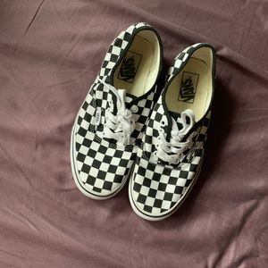 Vans-Classic Black and White lace up tennis shoes